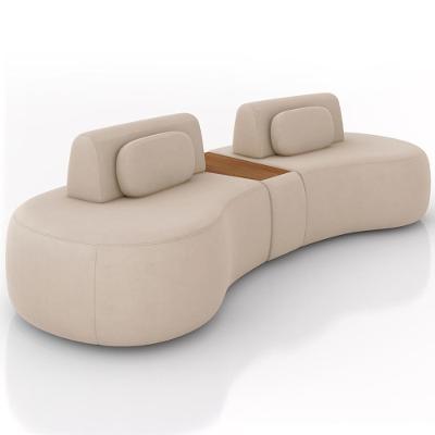 Sofá 4 Lugares Orgânico Para Sala Living Com Puff 302cm Vasti M03 Veludo Bege - Lyam Decor