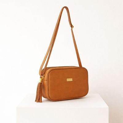 Bolsa Transversal  Matelassê Couro Cor Caramelo