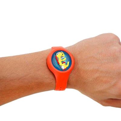 Pulseira Repelente Infantil Relógio com Figurinhas Anti Mosquito Ajustável em Silicone Laranja