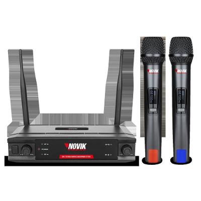 Microfone UHF UNK-330 Dupla Frequência Fixa com Transmissão Digital e Alcance 70 Metros Novik