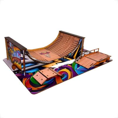 Pista de Dedo Pista em MDF Adesivado Grafite para Manobras com 3 Rampas Azul OEM