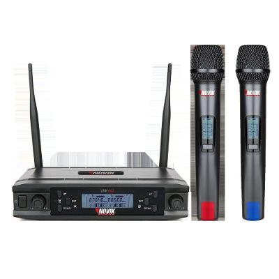 Microfone sem Fio UNK-660 UHF Duplo com 300 Canais Digitais e Alta Sensibilidade Preto Novik