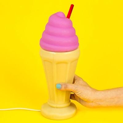 Luminária Milkshake Tpc com Luz Difusa Bivolt 110-220V em Plástico Polietileno para Leitura