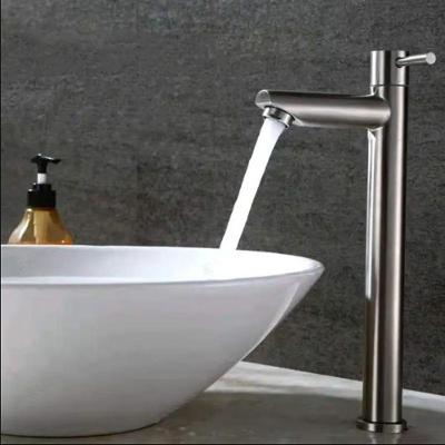 Torneira de Mesa para Banheiro comprida-prata Acionamento Simples para Bancada Aço Inoxidável Preto