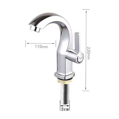Torneira de Bacia Simples para Lavatório de Mesa em Metal e Plástico ABS Jato Concentrado Prata OEM