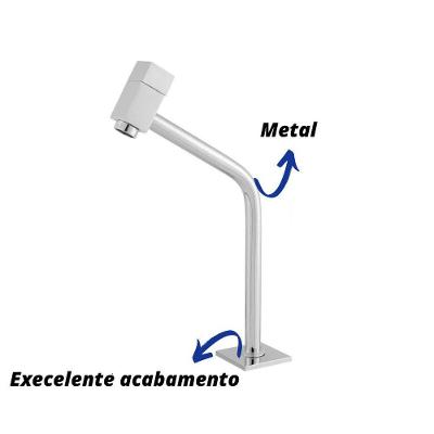 Torneira para Lavatório Link Quadra de Bancada em Metal Cromado com Bica Alta 45° Prata