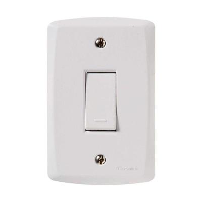 Conjunto 4x2 Com 1 Interruptor Simples 10 A 250 V Tramontina Lux2 Branco