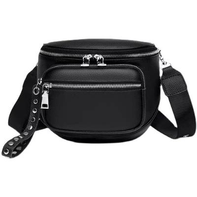 Bolsa Feminina Transversal Tipo Pochete OEM 116 Couro Sintético 18x24x8 Preto para Público