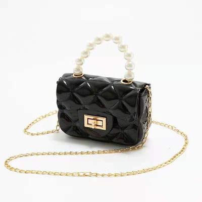 Bolsinha Infantil Transversal Mini Bag Blogueirinha com Alça de Pérolas e Corrente Preto OEM