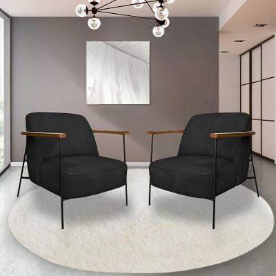 Kit 2 Poltronas Sala De Estar Pés Em Ferro Preto Braço Madeira Maciça 86cm Thane Bouclê Preto G63 - Gran Belo