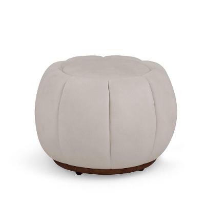Puff Decorativo Orgânico Fixo Nuvem Assento Espuma Veludo Bege para Sala Loja Sheep