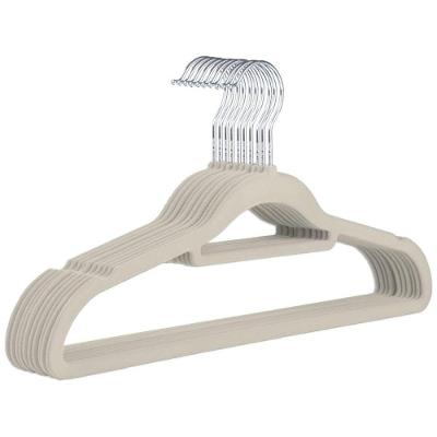 Kit 10 Cabides Slim de Veludo Ultrafino Antideslizante para Closet Bege Global Mix