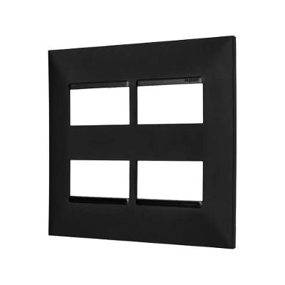 Placa 4x4 4 Módulos Separados 618514PT Pial Plus+ Preto Legrand