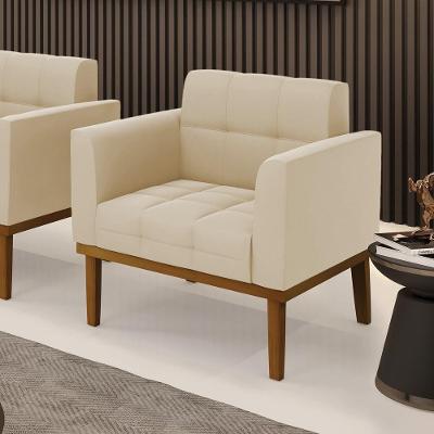 Poltrona Decorativa Karen G19 Suede Bege para Sala de Estar com Pés em Madeira Gran Belo