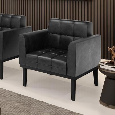 Poltrona Decorativa Karen G19 para Sala de Estar Couro Sintético Pu Preto Brilho Gran Belo