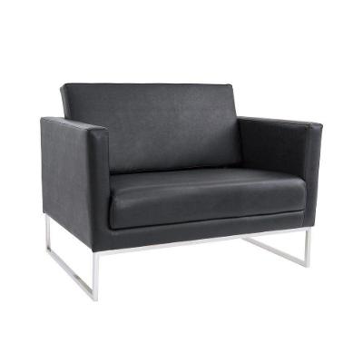 Poltrona Decorativa Julia G15 Pu Sintético com Encosto Acolhedor Preto Gran Belo