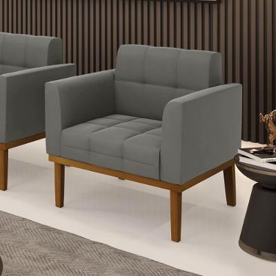 Poltrona Decorativa Karen Suede Grafite com Pés Fixos em Madeira Castanho Gran Belo