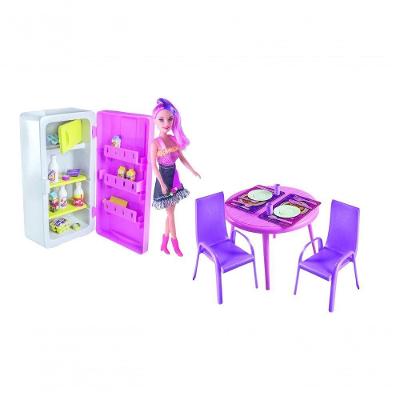 Conjunto de Brinquedo Copa Geladeira Mesa Cadeiras e Boneca Rosa Lua de Cristal