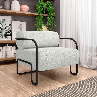 Poltrona Decorativa Polatsk G33 para Sala de Estar Bouclê Cinza Claro Gran Belo