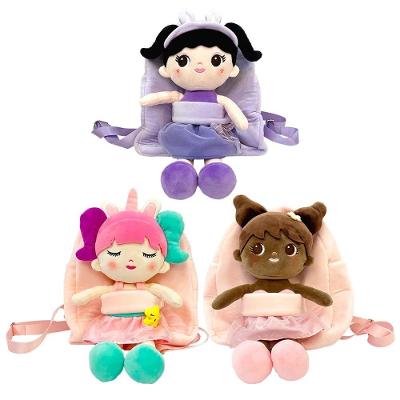 Mochila Infantil Caa0071 com Boneca de Pelúcia Fofinha com Alças Ajustáveis CAA Toys