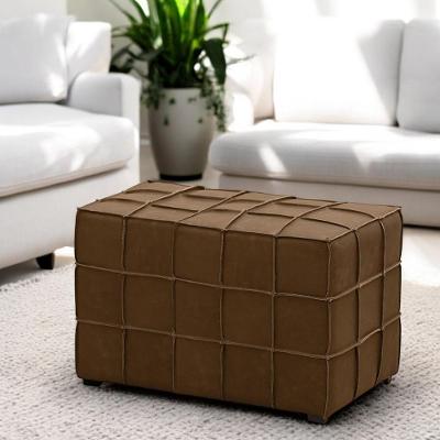 Puff Decorativo Augusto G88 70cm Sala de Estar Couro Marrom Claro Manchado Gran Belo