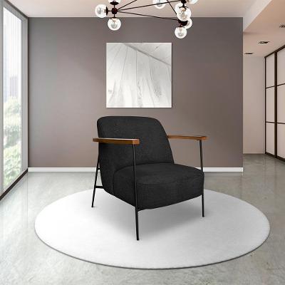 Poltrona Thane para Sala de Estar com Braço Madeira Maciça Bouclê Preto G63 Gran Belo