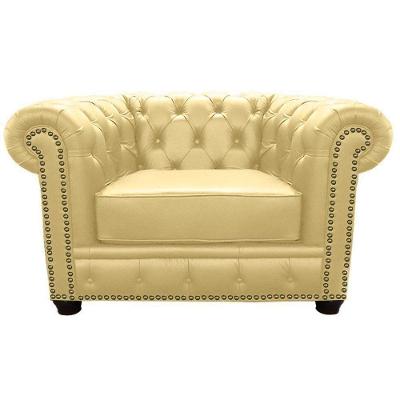 Poltrona Chesterfield G40 em Couro com Pés Palito Madeira Confortável Bege Gran Belo