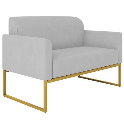 Poltrona Namoradeira Isabella Decorativa Suede Cinza Dourado Conforto para Sala Gran Belo