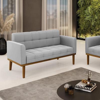 Poltrona Namoradeira Karen G19 Suede Cinza para Sala de Estar com Pés em Madeira Gran Belo