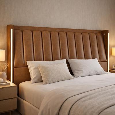 Cabeceira Casal Estofada Moan P05 para Cama Box MDF MDP Couro Sintético Whisky Lyam Decor
