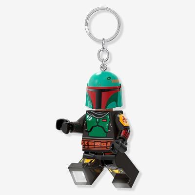 Chaveiro com Lanterna Zonacriativa Lego Boba Fett Star Wars Plástico e Metal Verde