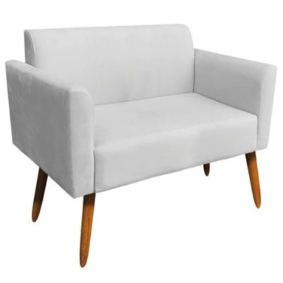 Poltrona Namoradeira Isabella G19 Suede Cinza com Pés Palito Madeira Gran Belo