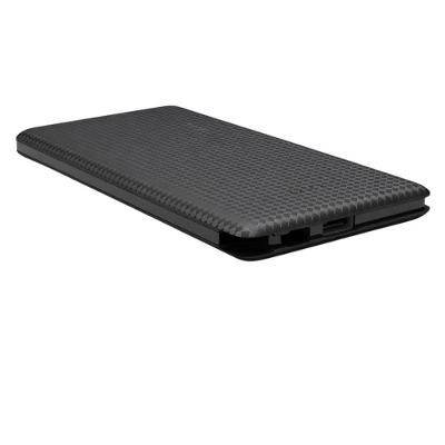 Power Bank Slim MDM Portátil com Textura Carbono Preto com Múltiplas Portas Usb