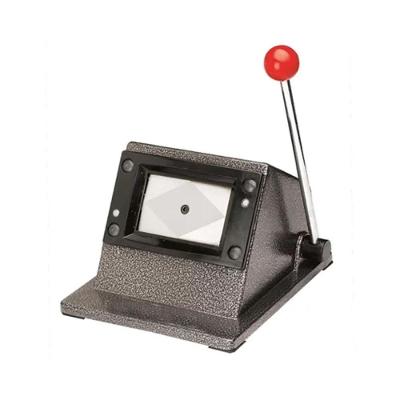 Cortador para Cartão de PVC de Mesa Manual BT-1800MT para Crachá 86x54mm