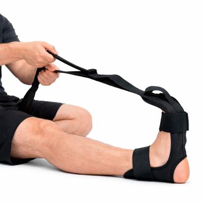 Faixa de Alongamento com Alças Fita 135cm Fisio 7 Ajustes Preto Yeet