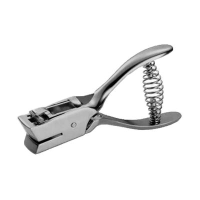 Alicate Furador Ovóide para Crachá Pvc Profissional em Aço Cromado para Clips e Alça