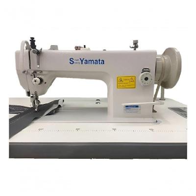 Máquina de Costura Reta Transporte Duplo para Materiais Pesados 110V e 220V Yamata