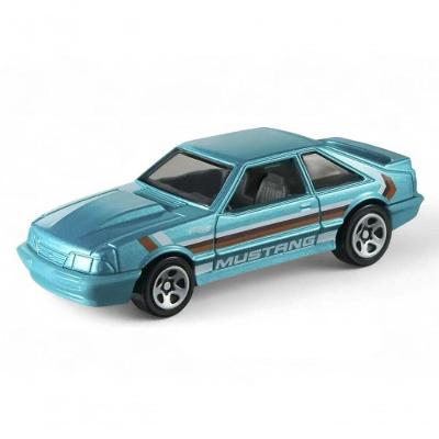 Carrinho em Miniatura Hot Wheels XL 1:43 Ford Mustang Foxbody para Brincar e Colecionar Mattel