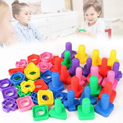 Brinquedo de Montar Infantil CY2103 com Blocos e Parafusos para Coordenação Motora