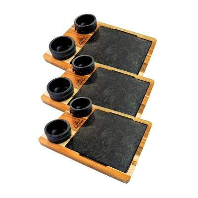 Kit 3 Tábuas 06 Molheiras em Pedra Sabão com Suporte g 25x25cm para Churrasco 3L Industria São Jose