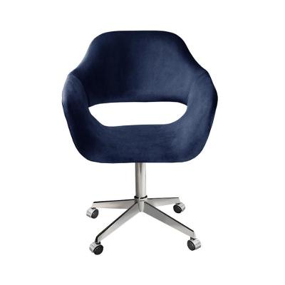 Poltrona Zara Giratória com Rodinhas Veludo Azul 210 Bella Decor