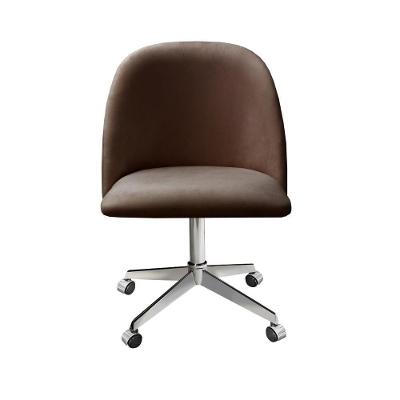 Poltrona Gaia Giratória com Rodinhas Veludo Marrom 260 Bella Decor