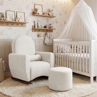 Poltrona de Amamentacao Lara com Balanco Puff Madeira Macica Tecido Chenille Off White