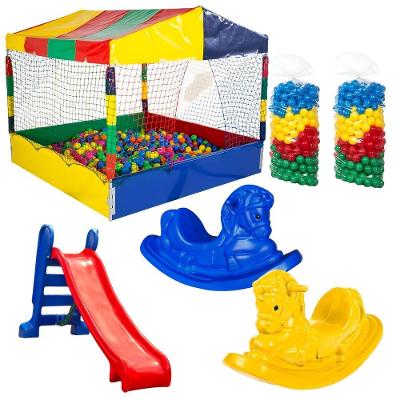 Piscina de Bolinhas Quadrada 1,50m Escorregador Médio e 2 Gangorras Rotoplay