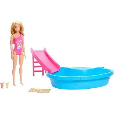 Conjunto Barbie Estate Piscina Glam com Boneca Loira Rosa Mattel
