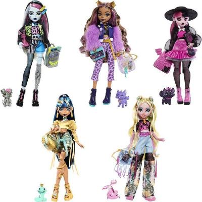Boneca Monster High Looks Monstruosos Articulada com Acessórios Mattel