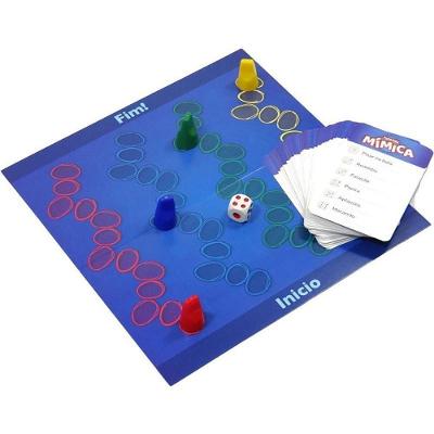 Jogo de Mímica Fazendo Mímica Família 3 Anos Coluna