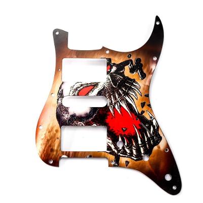 Escudo para Guitarra HSH Caveira Maligna 11 Furos 120-AS Spirit