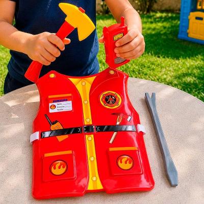 Kit Brinquedo Bombeiro Infantil com Colete e Acessórios de Resgate Vermelho