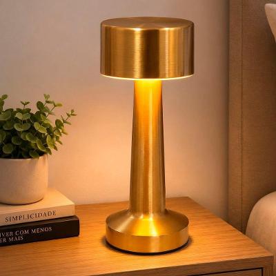 Abajur de Mesa Cogumelo LED Recarregável Touch Portátil Dourado